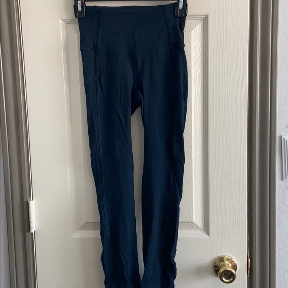 size 4 lululemon leggings